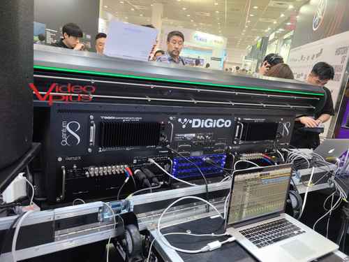 사운더스, Digico MiLab GridServer 코바 A홀 메인부스에 전시 사운더스, Digico MiLab GridServer 코바 A홀 메인부스에 전시 - 사진 9