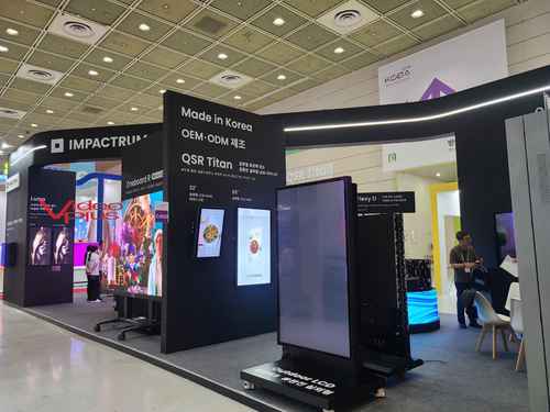 임펙트럼, 플렉시블 LED 및 0.6PITCH 바닥인테리어 LED 판넬 과 플렉시블 전시하다. - 사진 4
