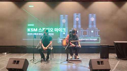 슈어, ‘SLXD+’ 런칭 쇼케이스 슈어, ‘SLXD+’ 런칭 쇼케이스 - 사진 13